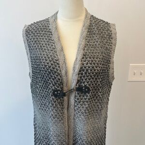 NWT simply Noelle long sleeveless gray purple black cardigan large xl